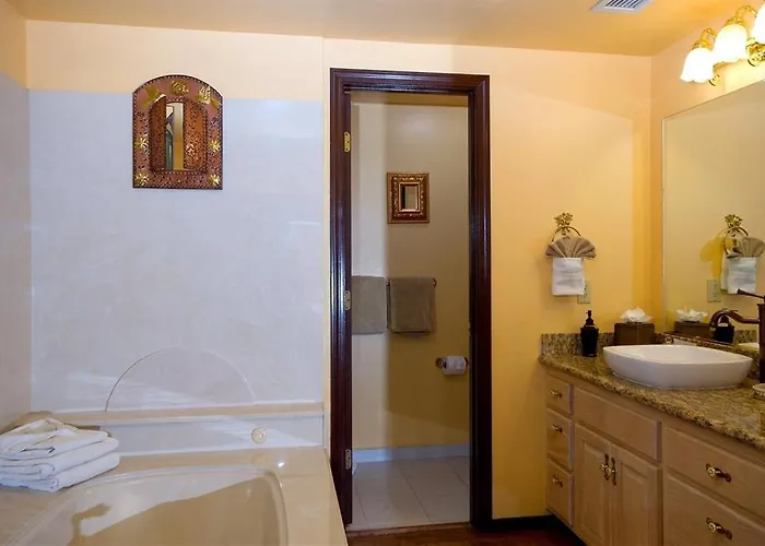 The Joy - And Luxury Creekside 4*